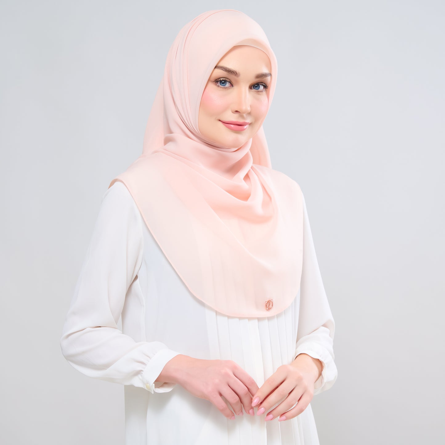 Hayfa Bawal Curve 48 in Light Peach