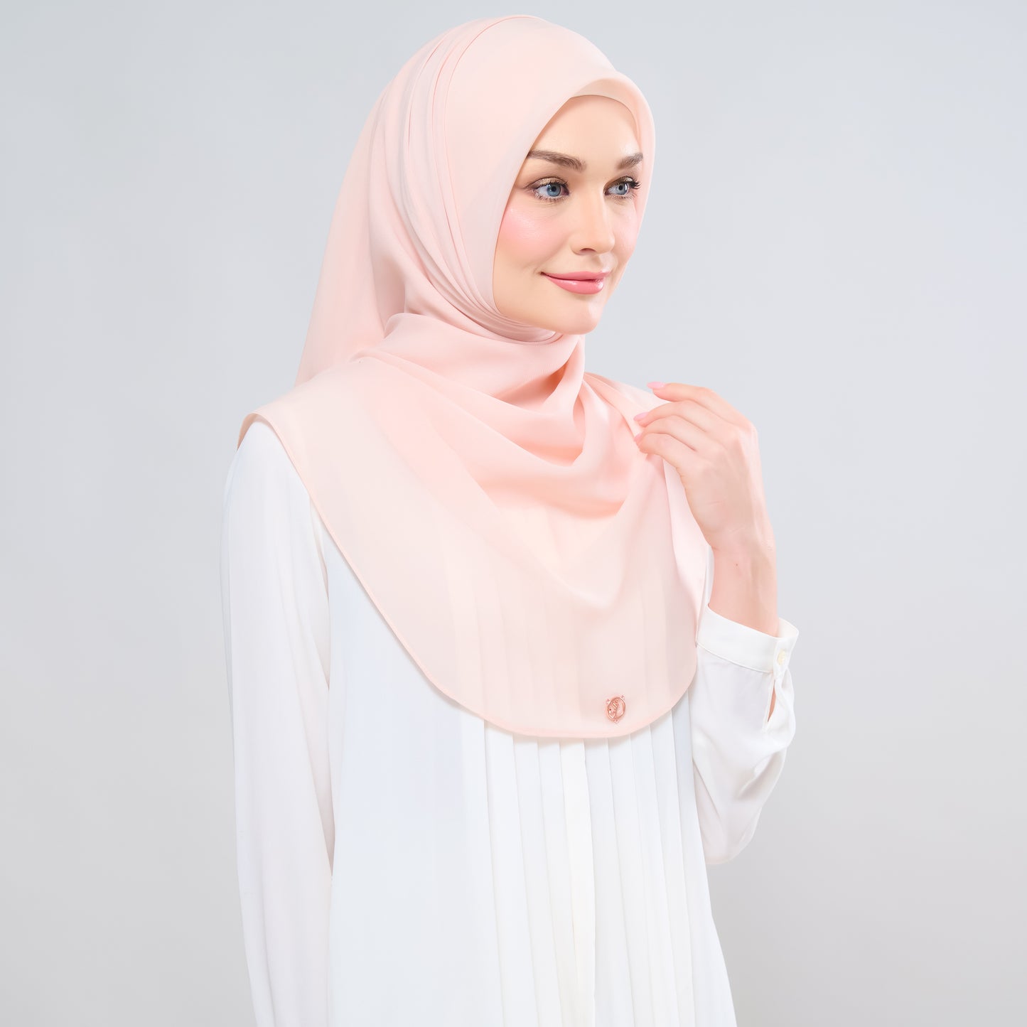 Hayfa Bawal Curve 48 in Light Peach