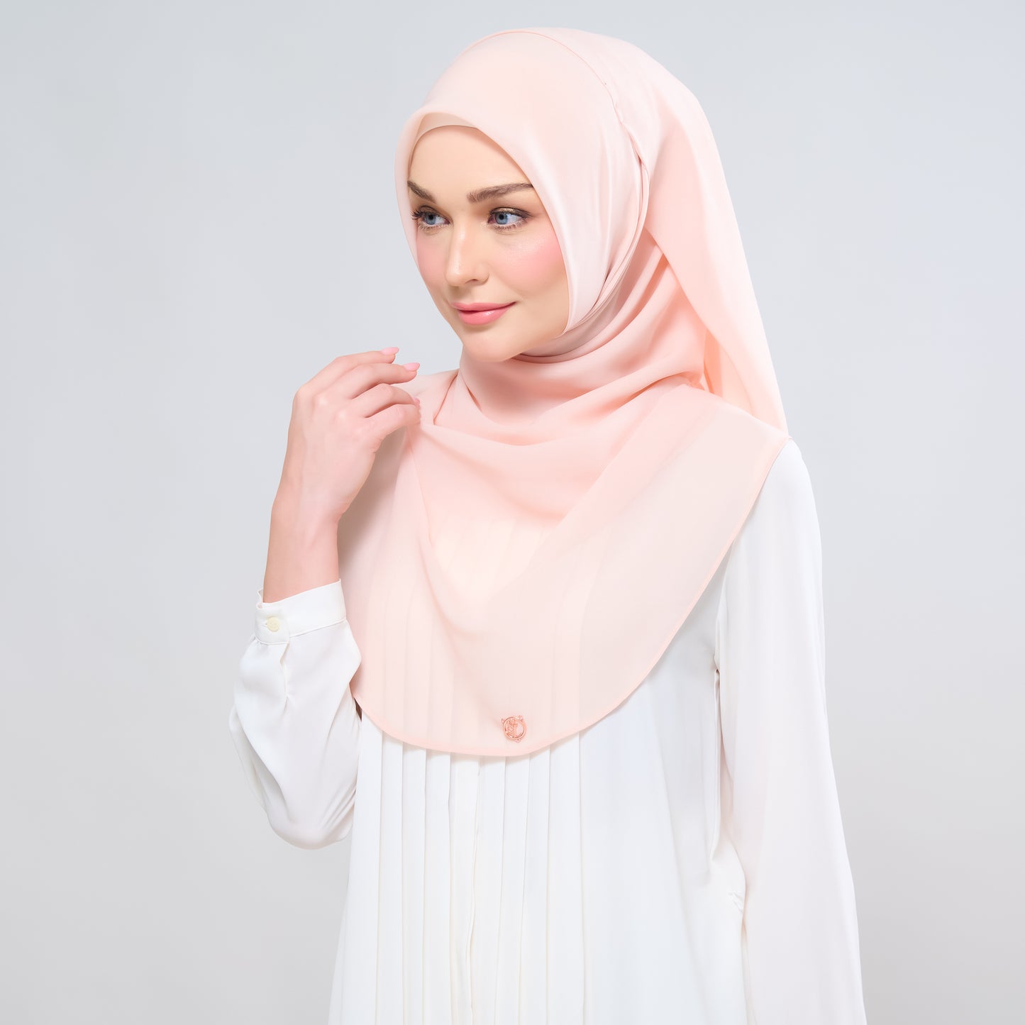 Hayfa Bawal Curve 48 in Light Peach