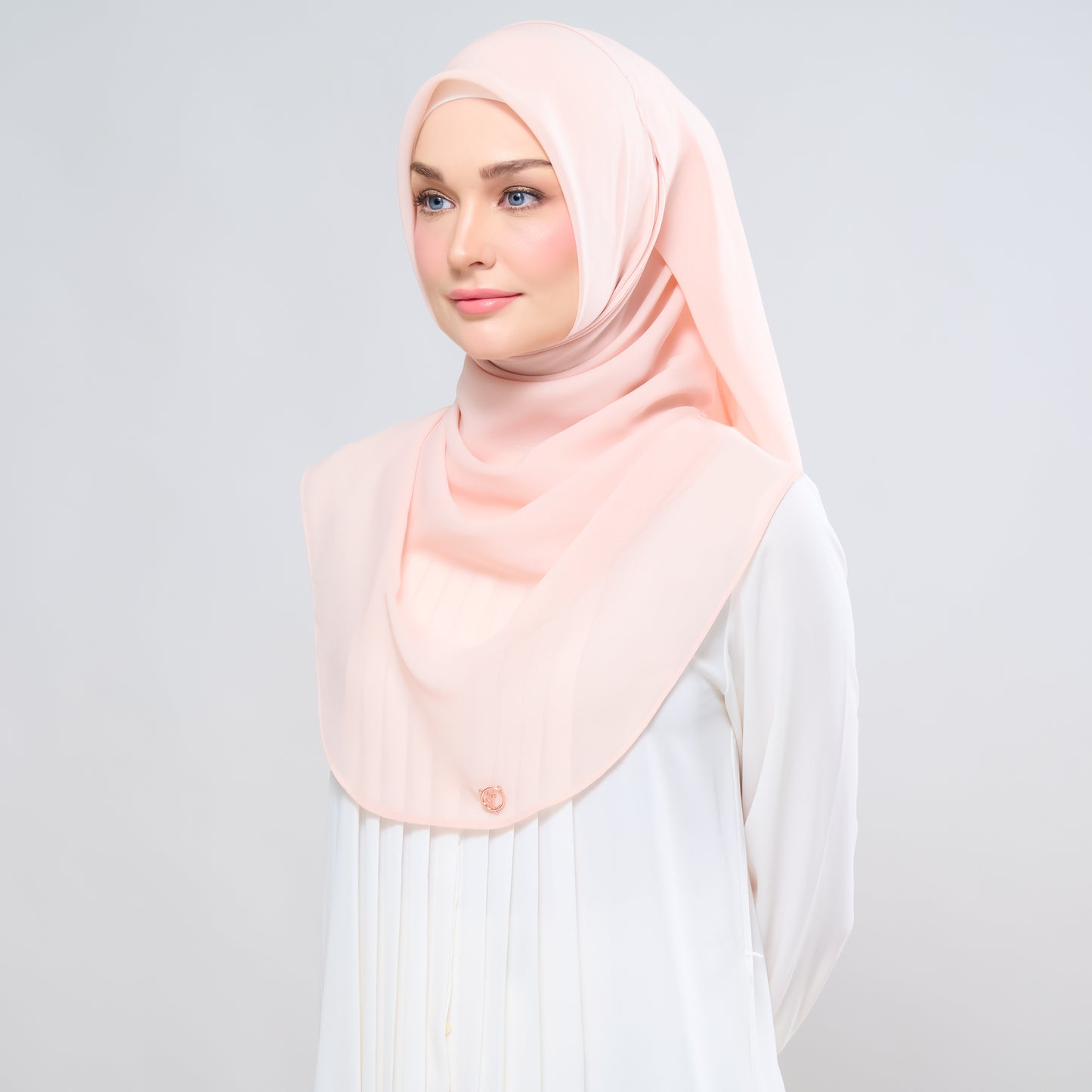 Hayfa Bawal Curve 48 in Light Peach