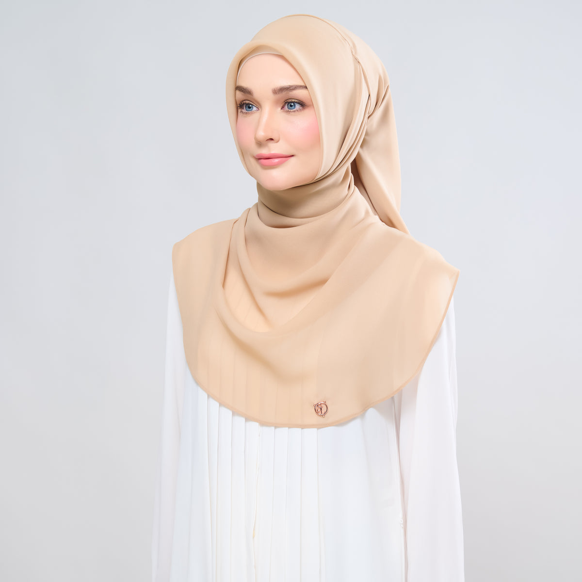 Hayfa Bawal Curve 48 in Light Latte