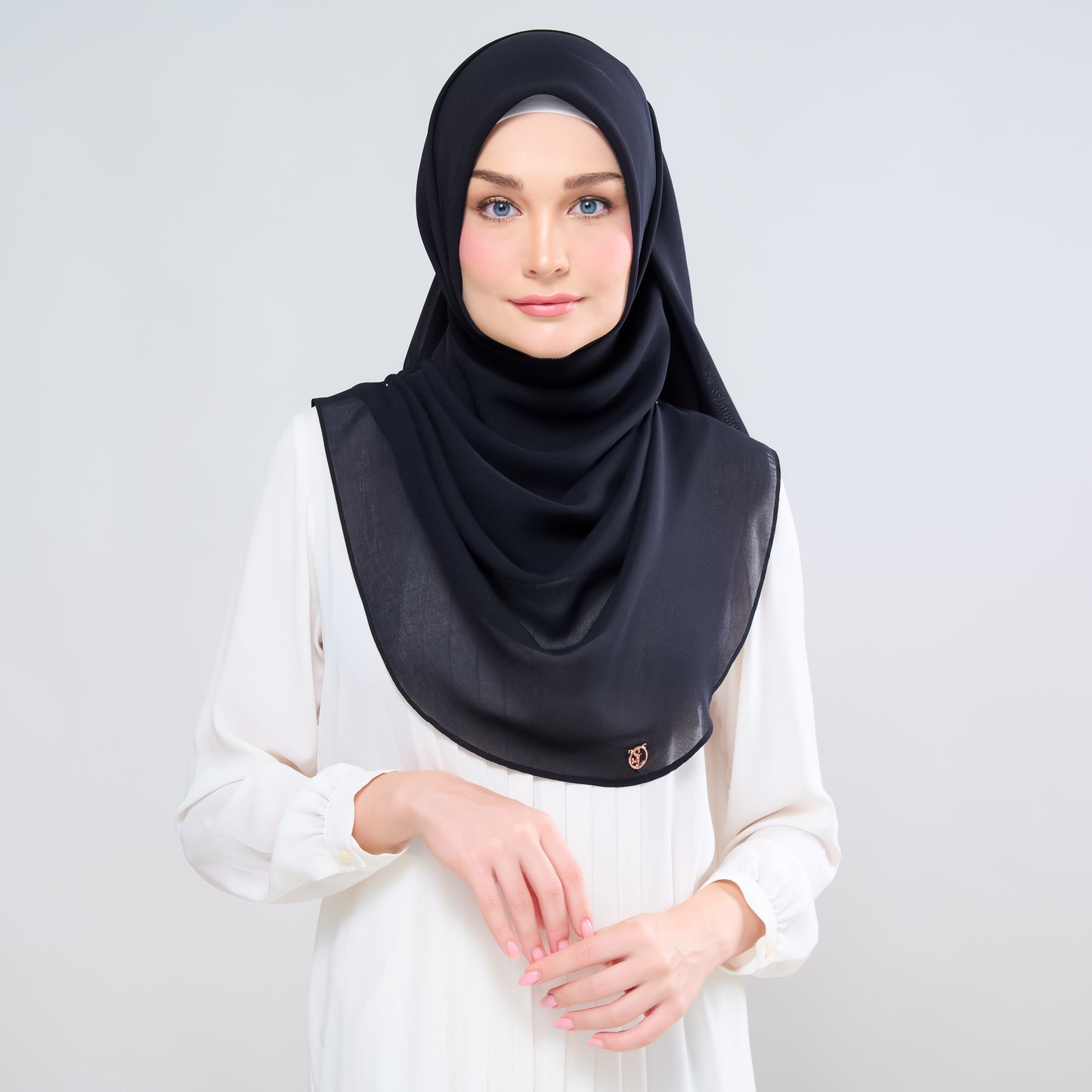 Hayfa Bawal Curve 48 in Black