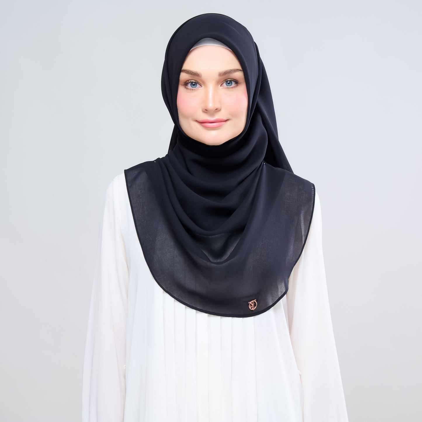 Hayfa Bawal Curve 48 in Black