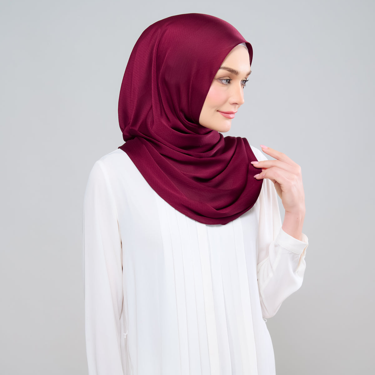 Scarlet Silk Shawl in Mahagony