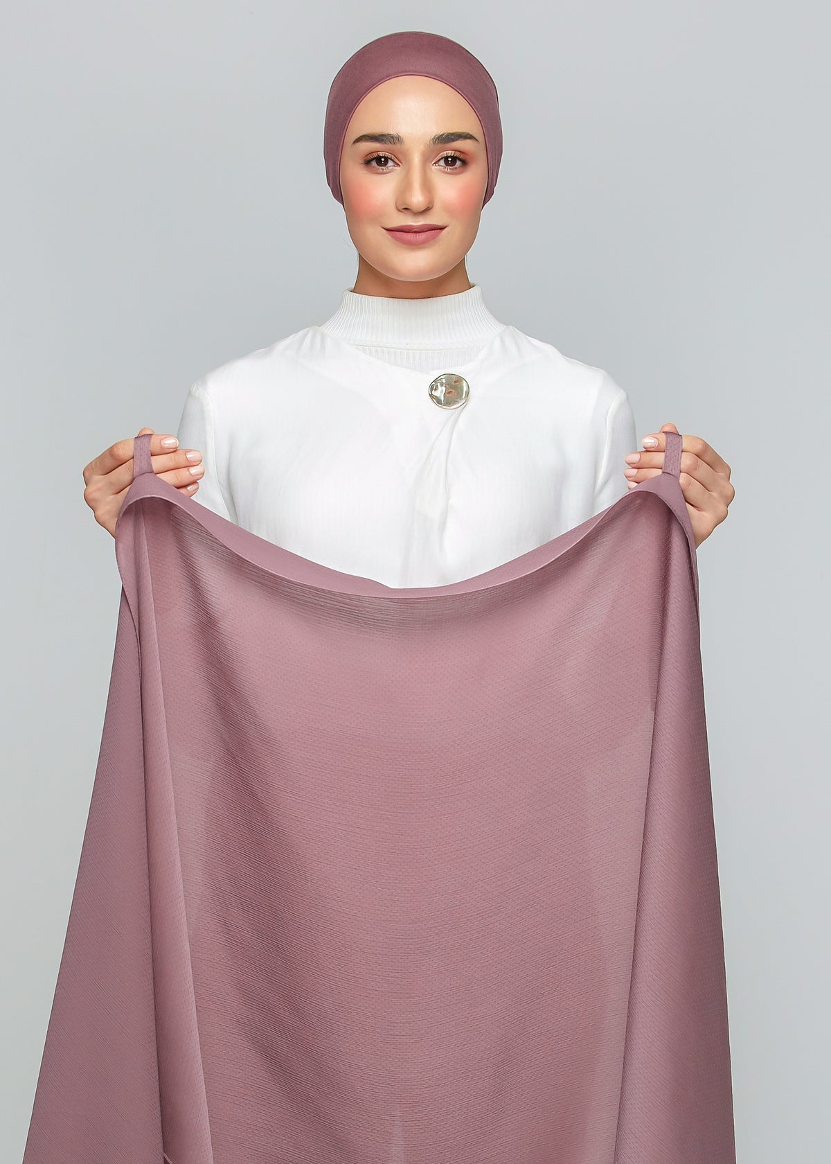 Lily Set in Dark Mauve
