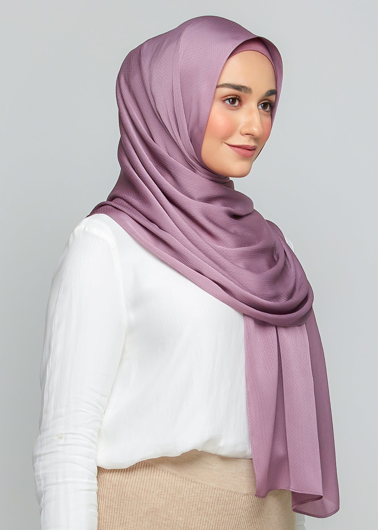 Lily Set in Orchid