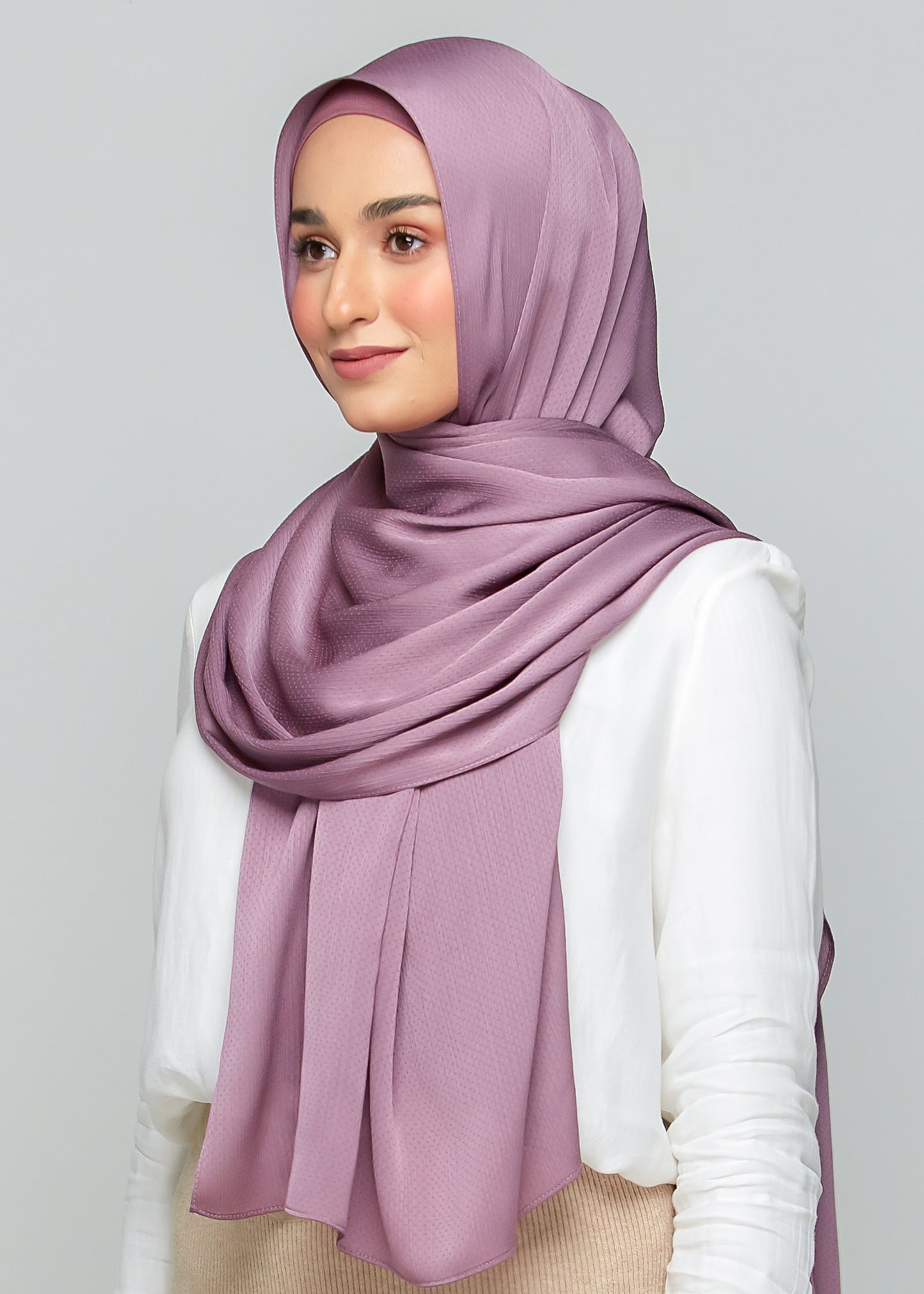 Lily Set in Orchid