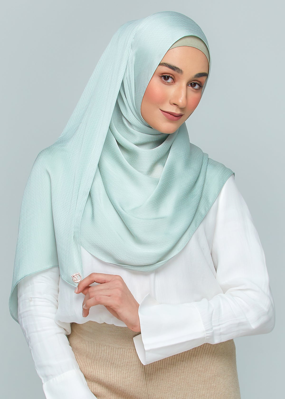 Lily Set in Soft Green