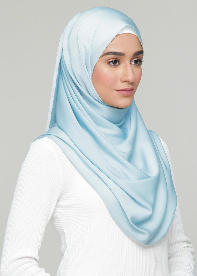 Satin Matte in Mint Blue (Eyelash Hem)
