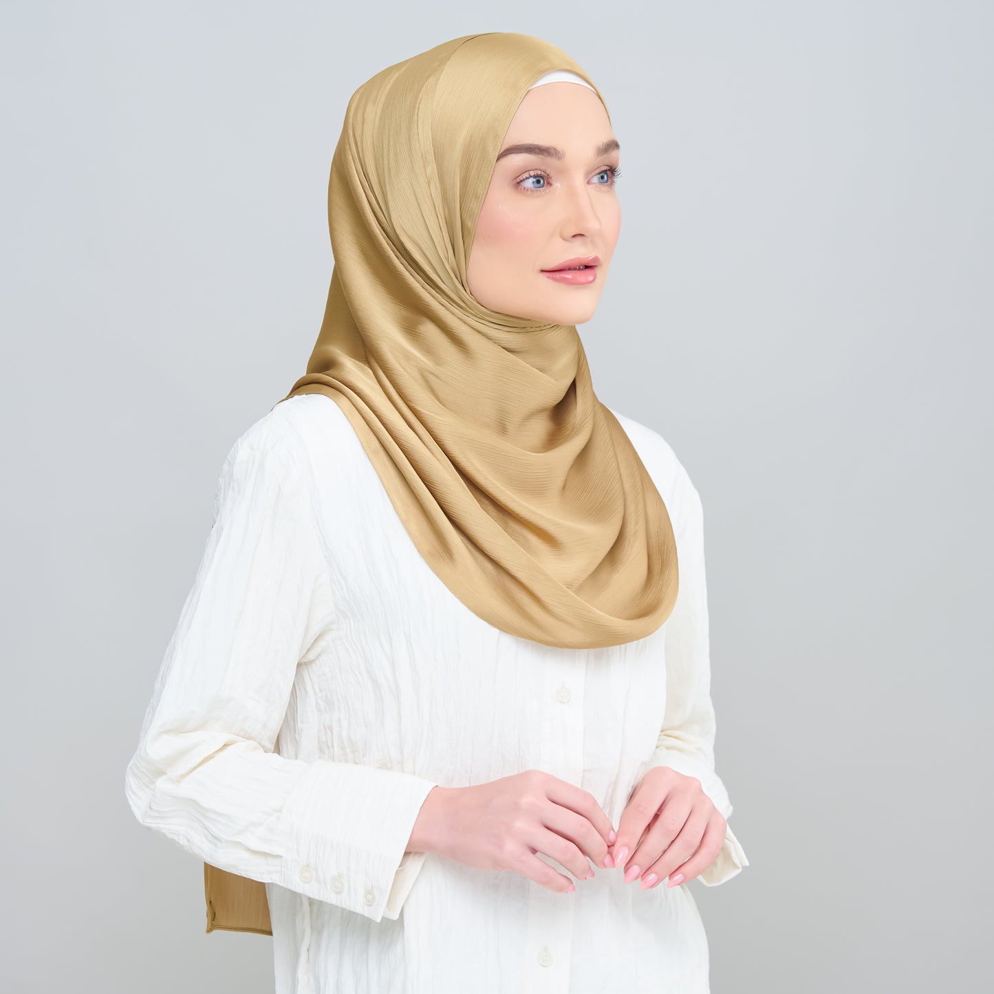 Medina Silk Shawl in Gold