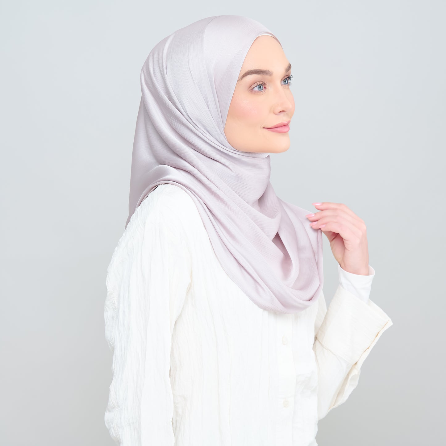 Medina Silk Shawl in Light Grey