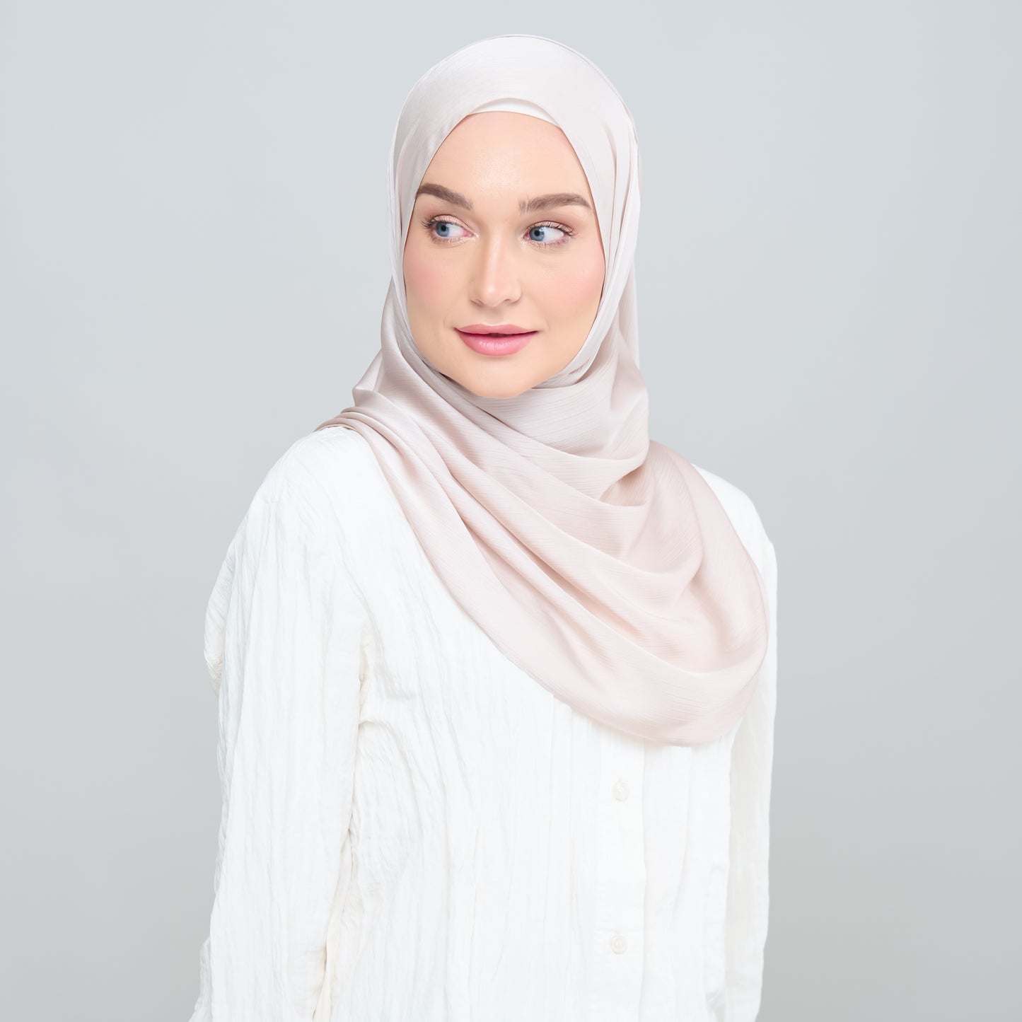 Medina Silk Shawl in Light Taupe