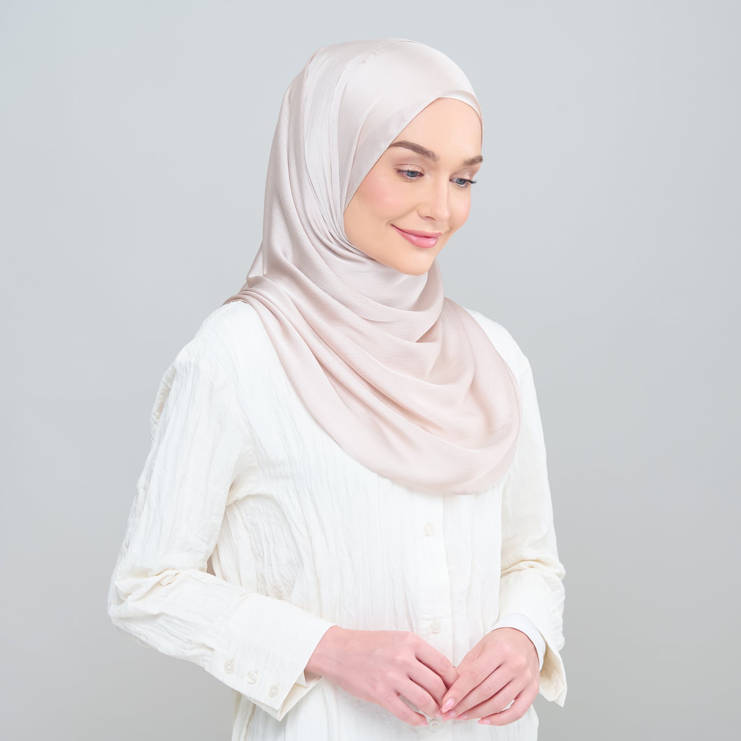 Medina Silk Shawl in Light Taupe