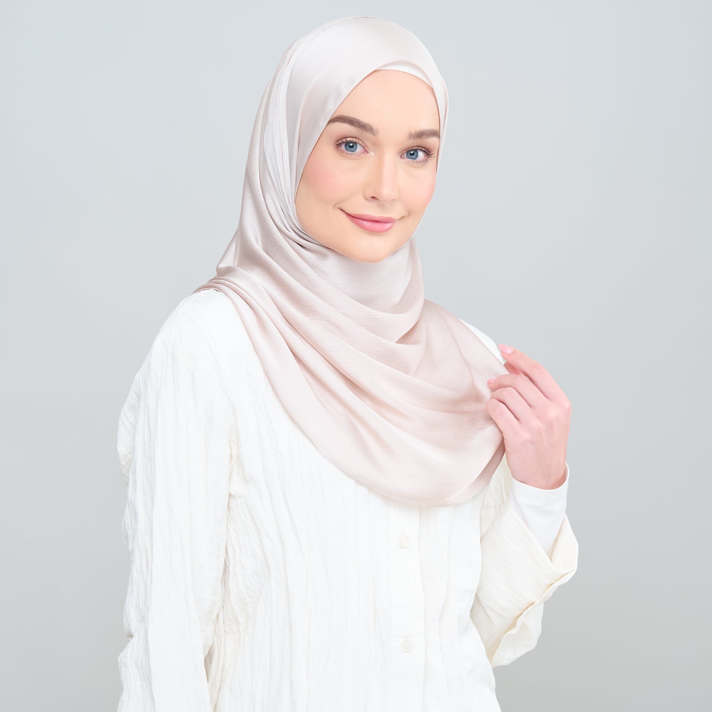 Medina Silk Shawl in Light Taupe