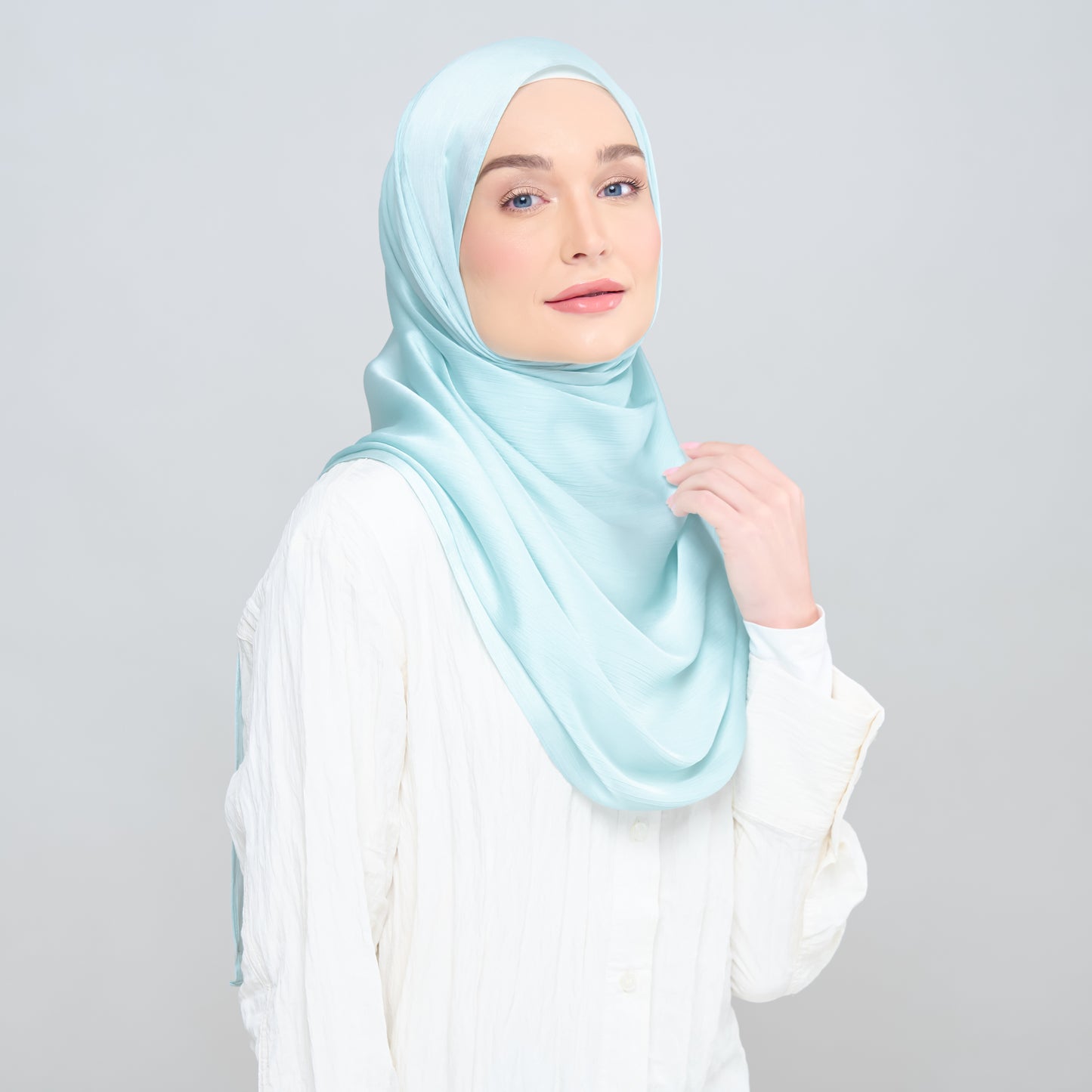 Medina Silk Shawl in Mint