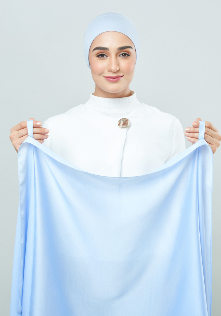 Lily Set in Frozen Blue 2.0