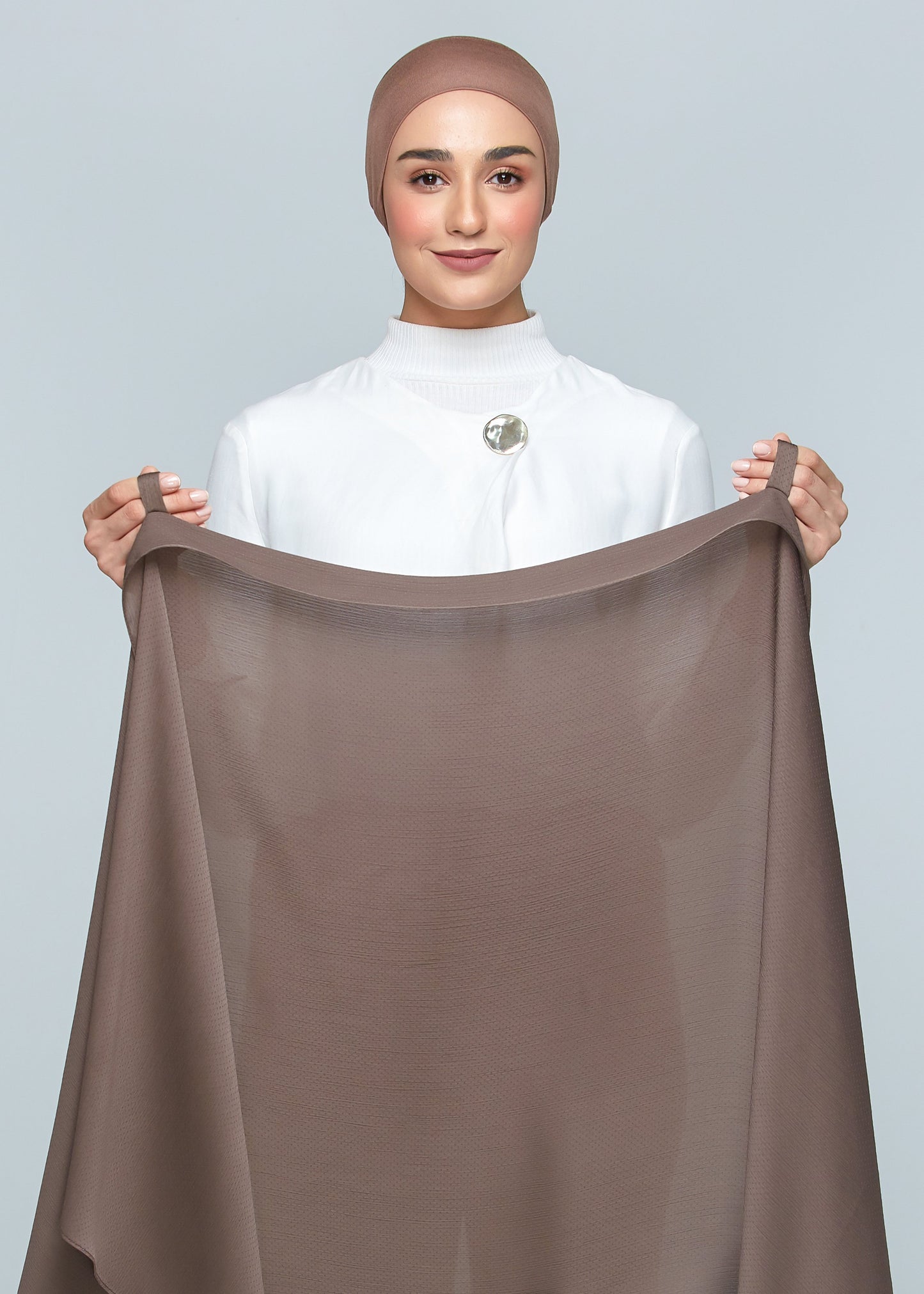 Lily Set in Dark Chocolate