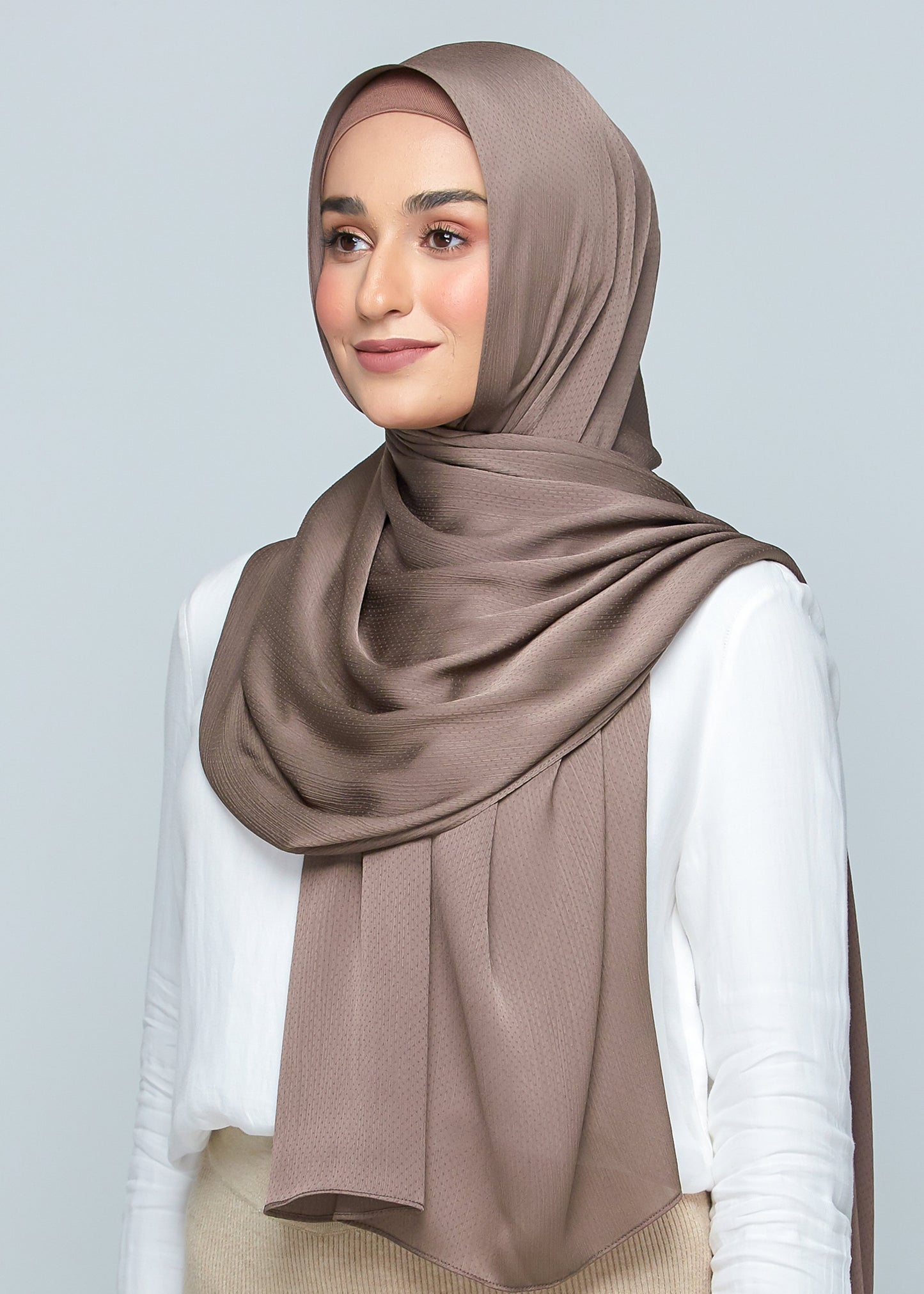 Lily Set in Dark Chocolate