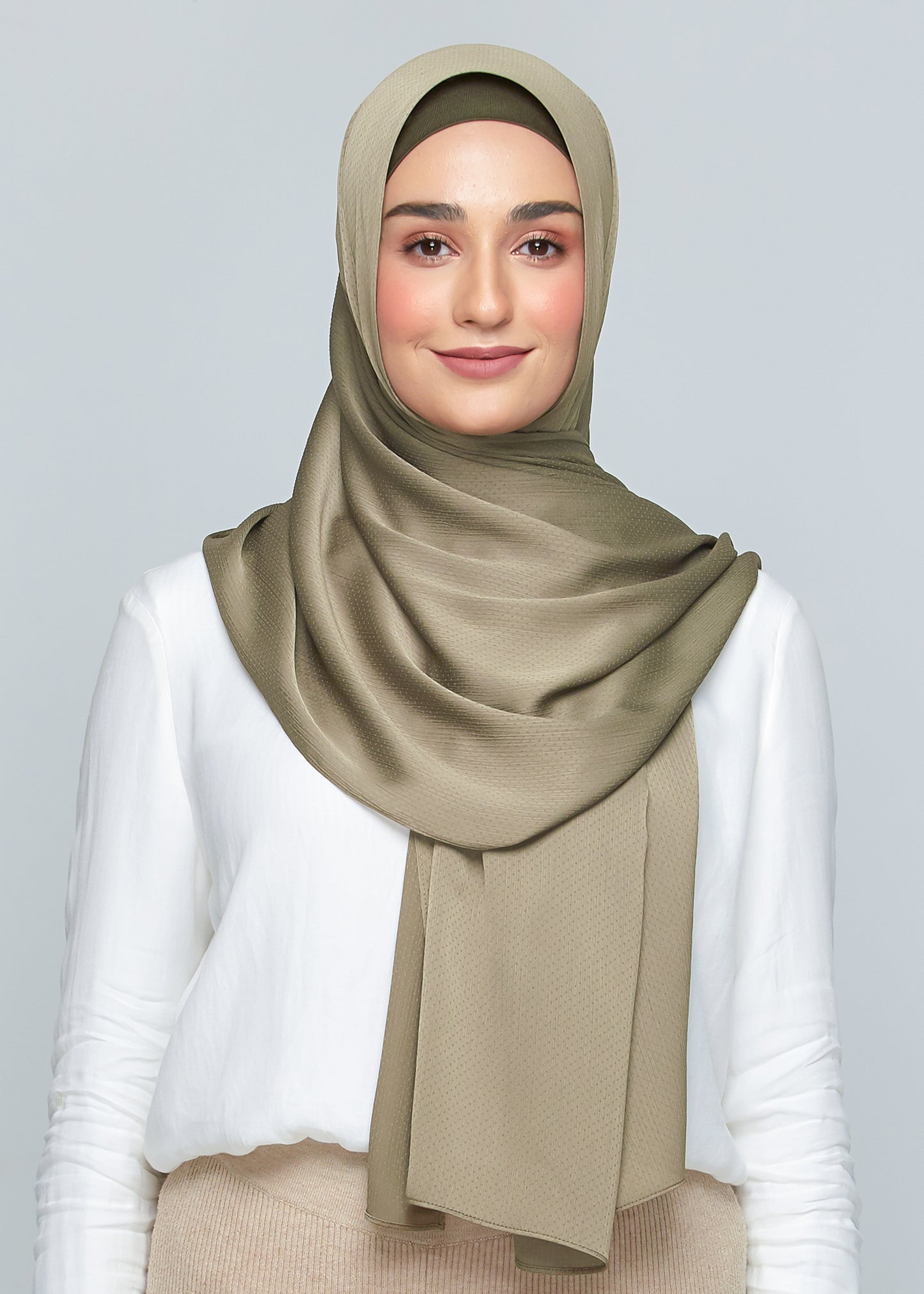 Lily Set in Willow Green