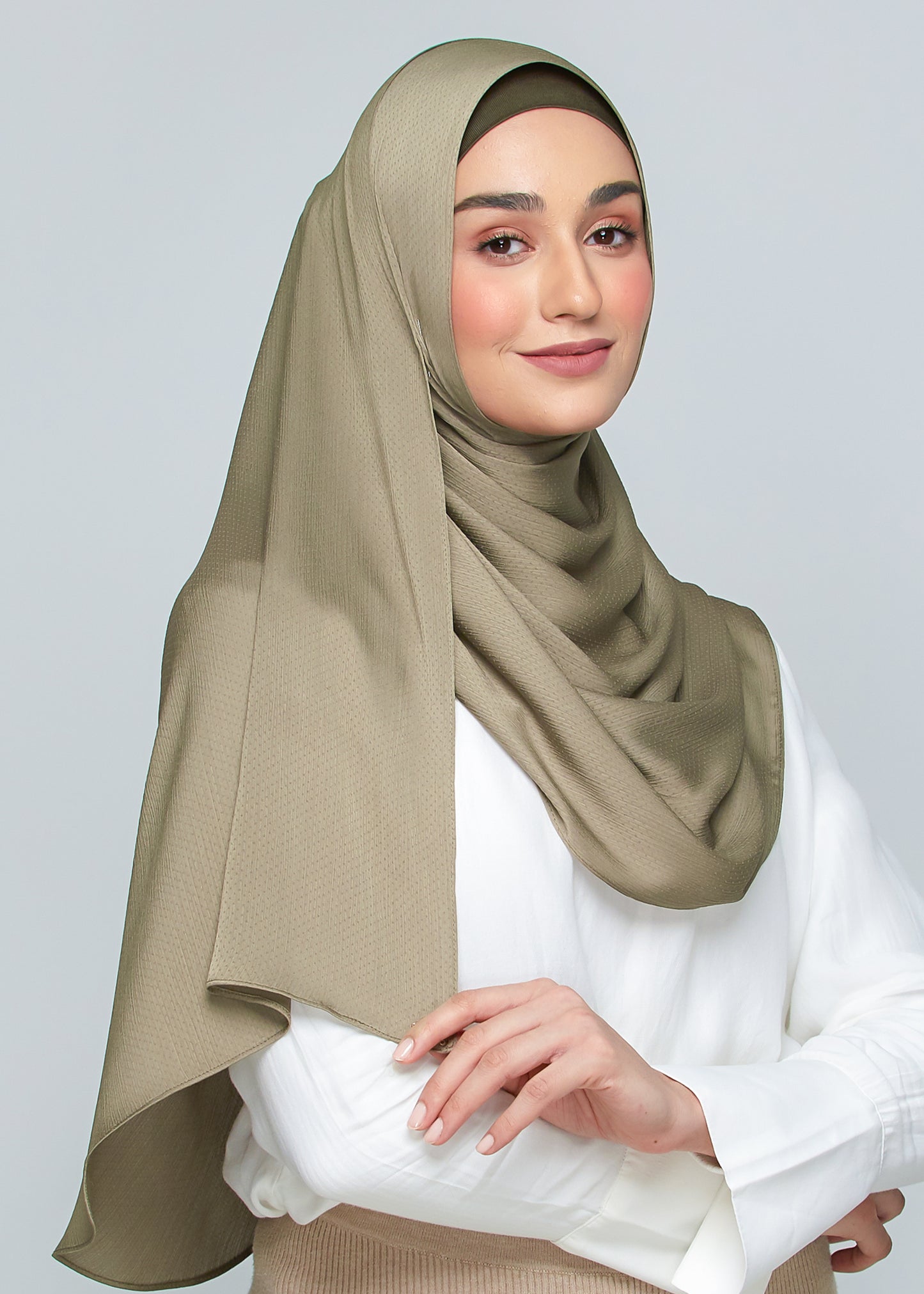 Lily Set in Willow Green