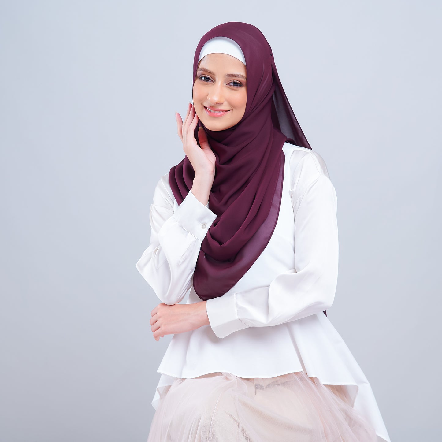 Jasmine Voile Shawl in Plum