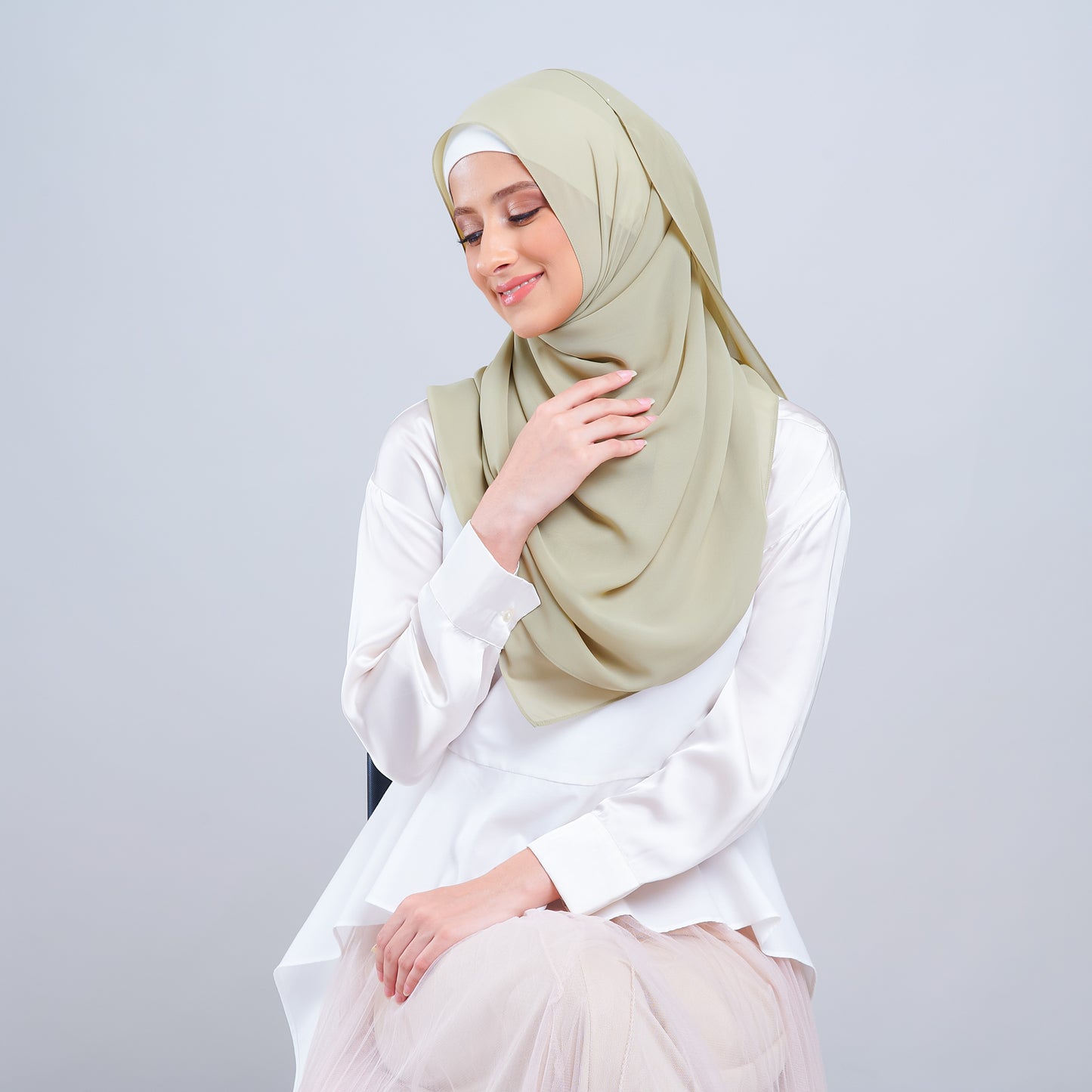 Jasmine Voile Shawl in Matcha Taupe