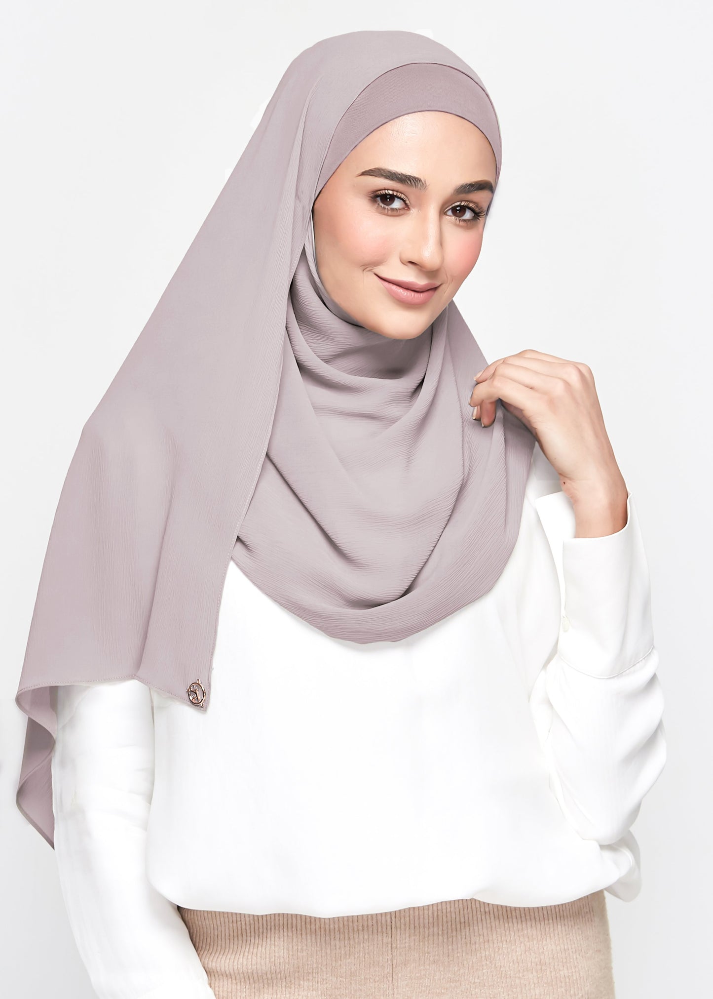 Chiffon Dolce in Ash Taupe (Semi-Instant)