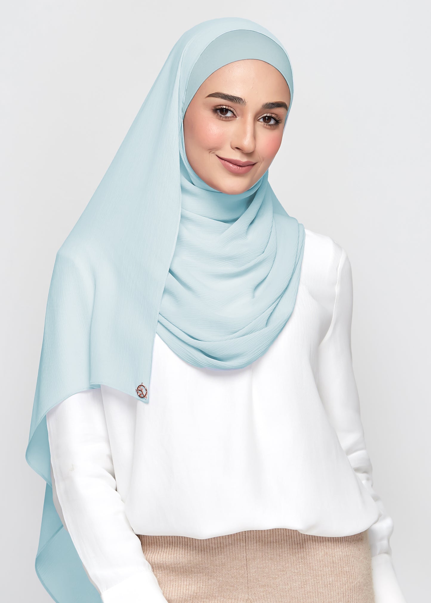 Chiffon Dolce in Ice Baby Blue (Semi-Instant)