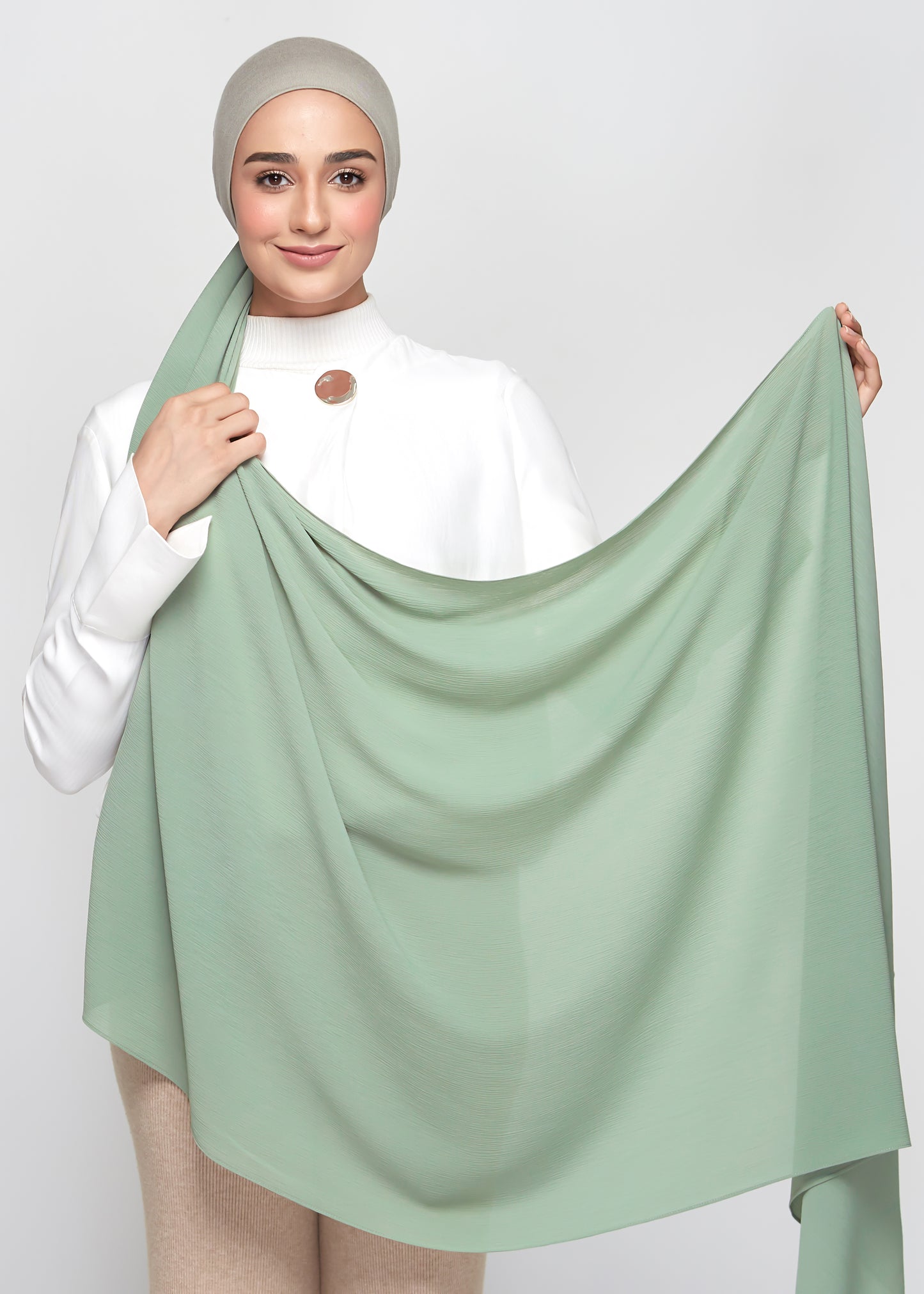 Chiffon Dolce in Matcha Green (Semi-Instant)