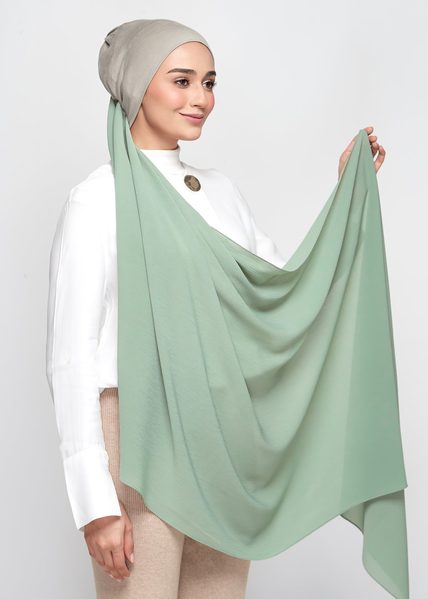 Chiffon Dolce in Matcha Green (Semi-Instant)