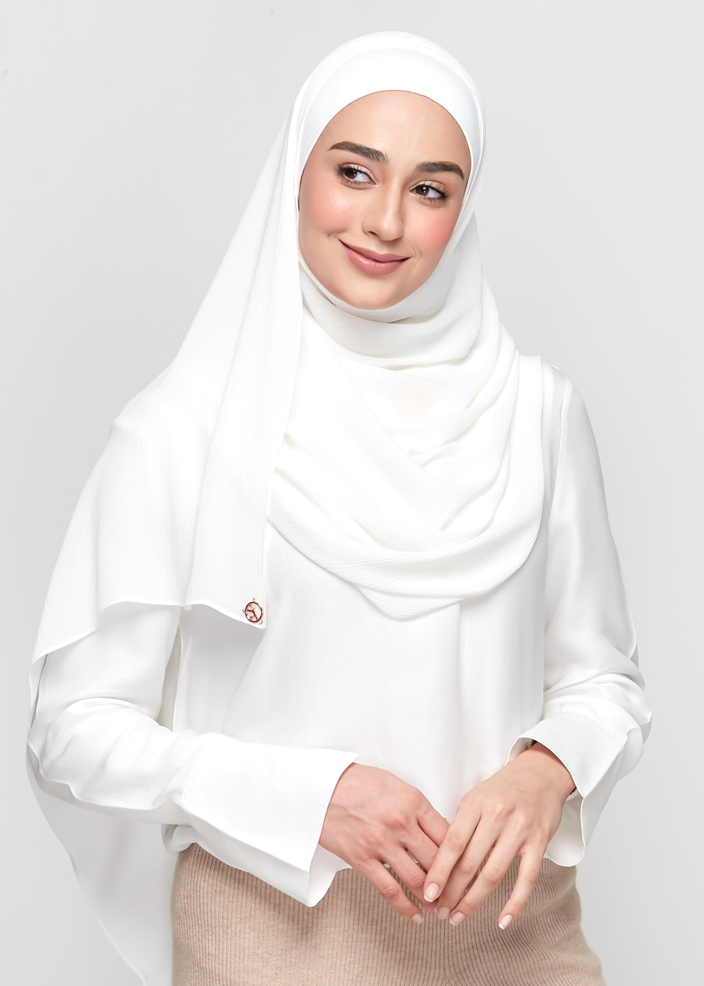 Chiffon Dolce in Pure White (Semi-Instant)
