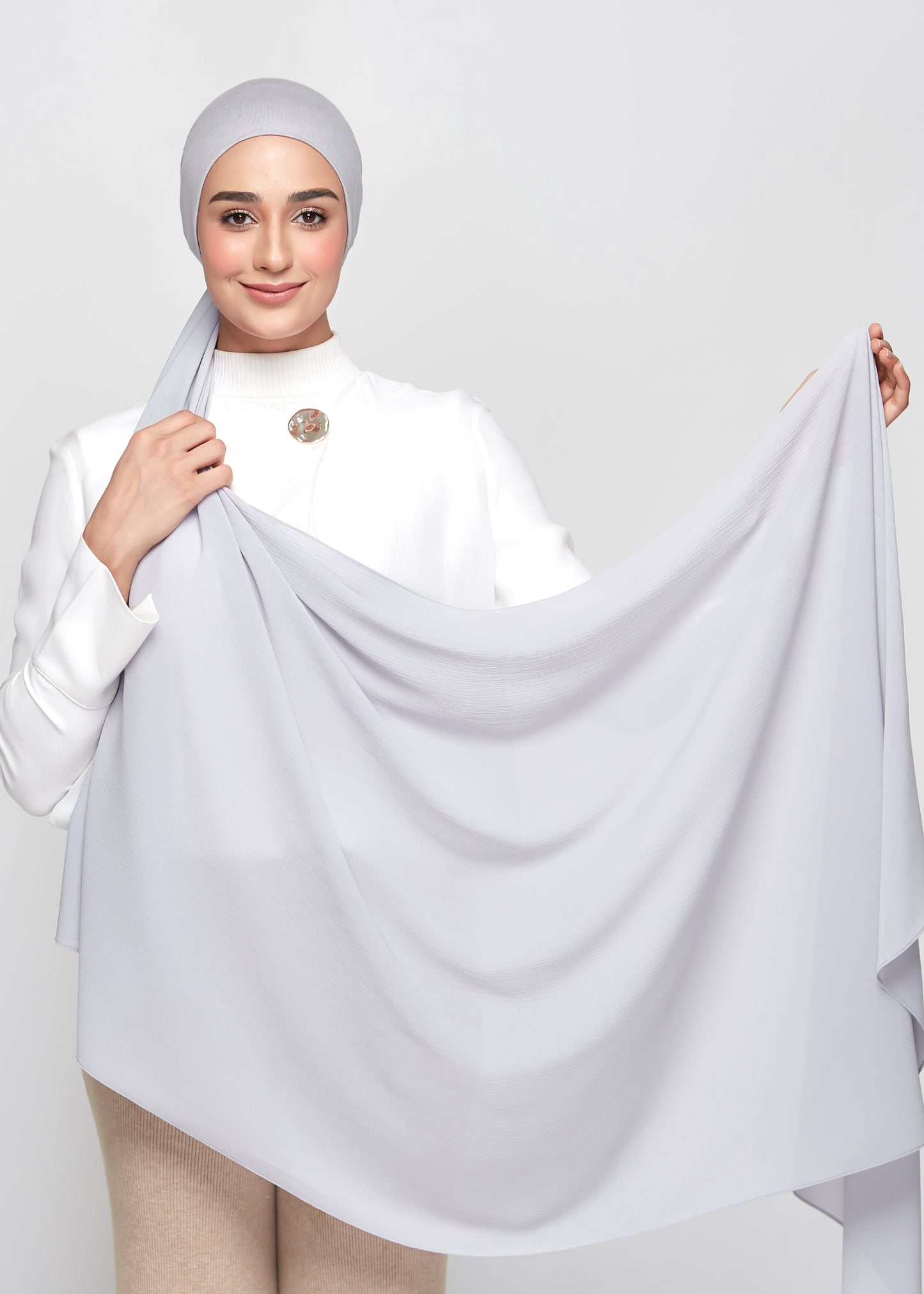 Chiffon Dolce in Titanium Grey (Semi-Instant)