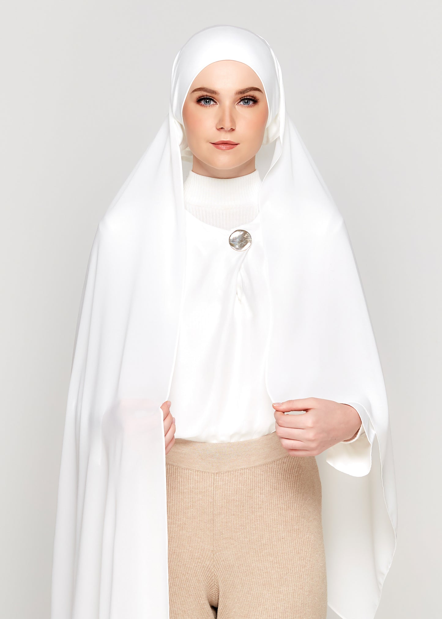 Tie-Back Chiffon Gabana in Pure White