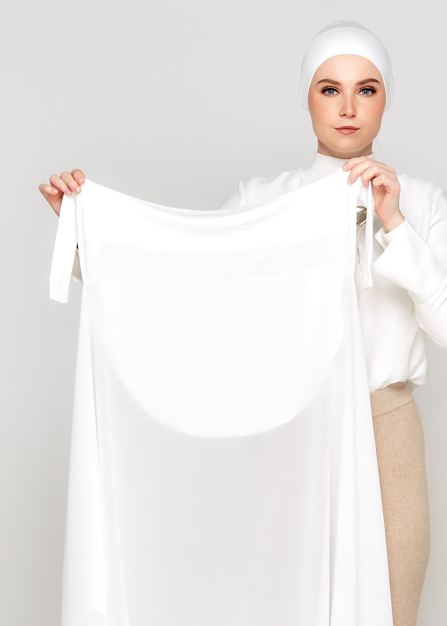 Tie-Back Chiffon Gabana in Pure White