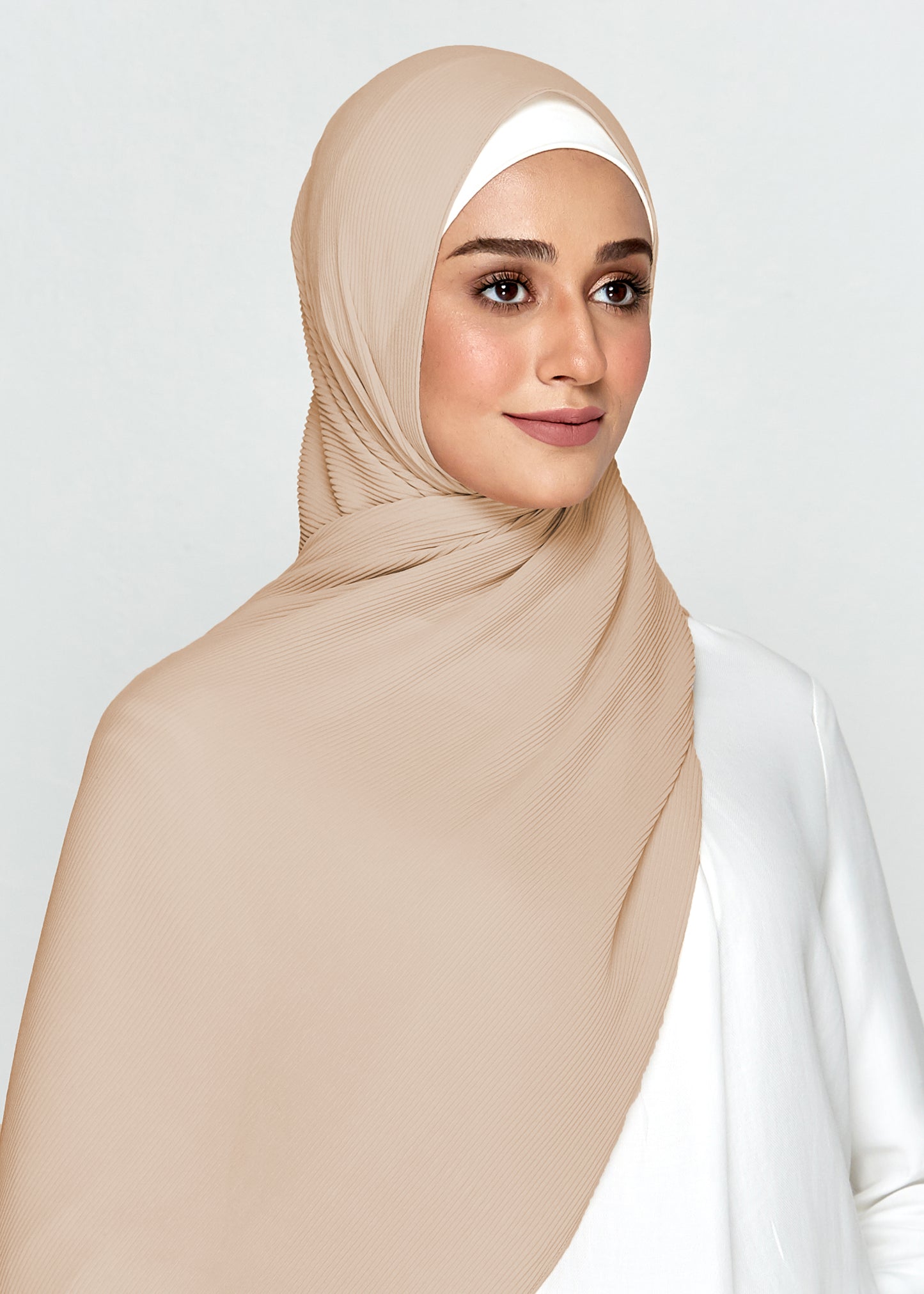 SL MINI PLEATS in Parchment Nude