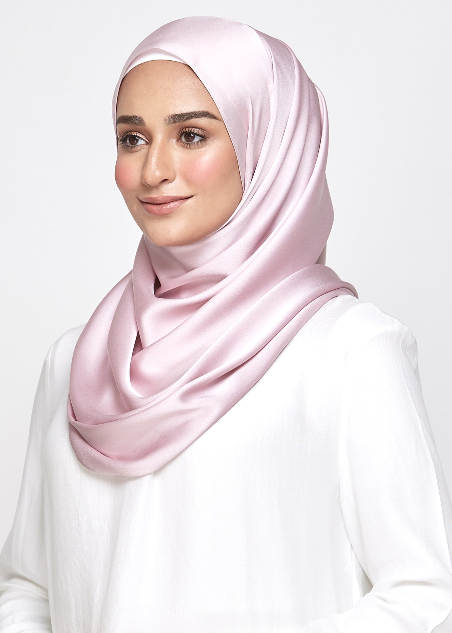 Satin Diamond in Blush Pink