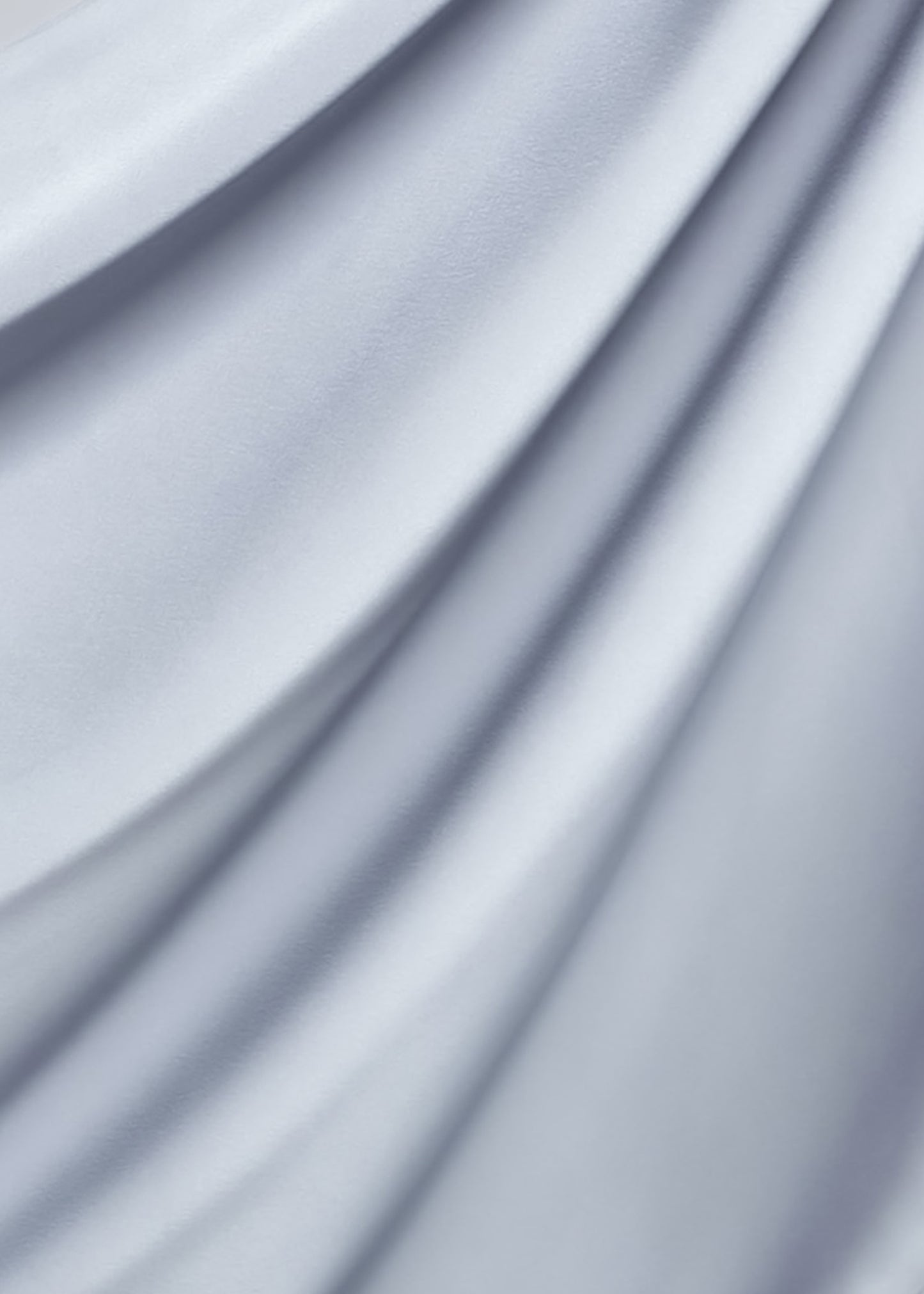 Satin Diamond in Platinum Blue