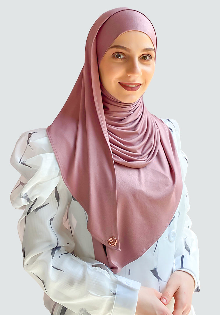 Tie-Back Cozy in Warm Mauve