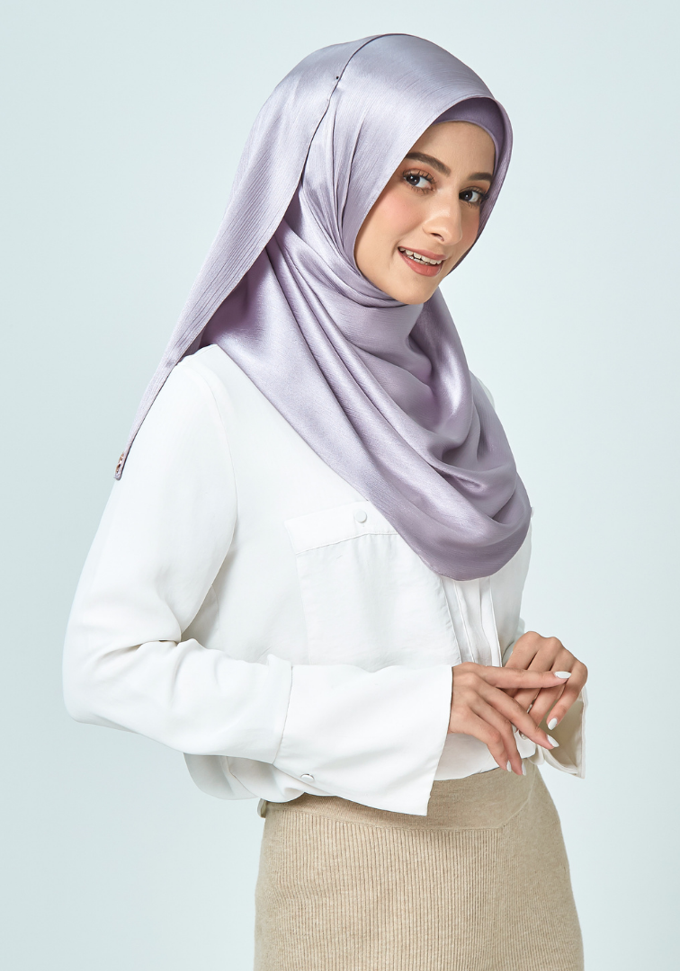 Semi-Instant Satin Hope in Loving Lilac