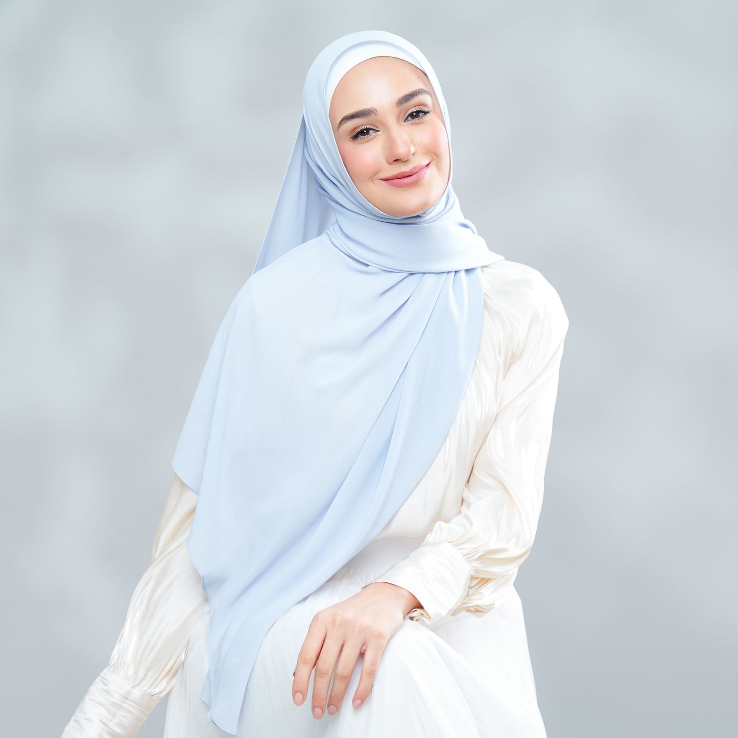 Selena Magnet Series in Powder Blue