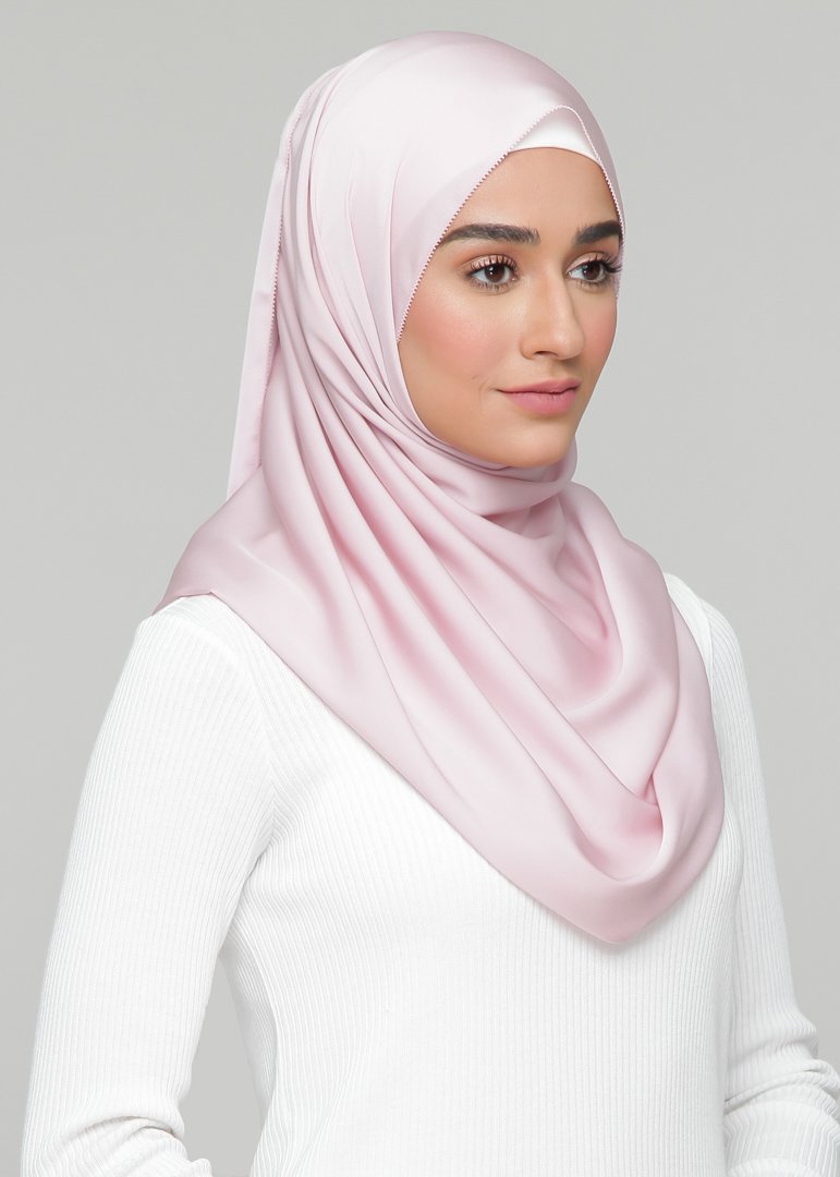 Satin Matte in Light Rose (Eyelash Hem)
