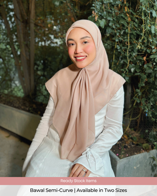 Bawal Dian in Warm Nude