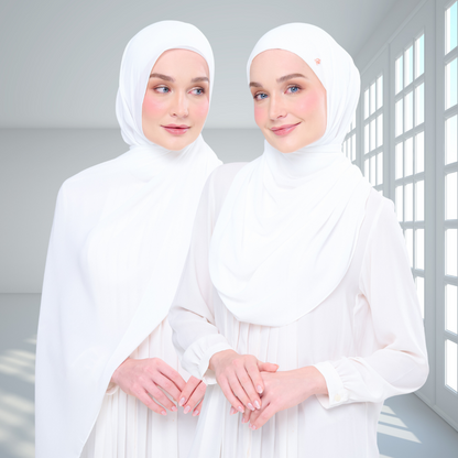 [As-Is] Semi-Instant 2IN1 Laura in Bridal White