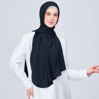 Instant Tag n' Go Shawl | Satin Bulle in Pitch Black