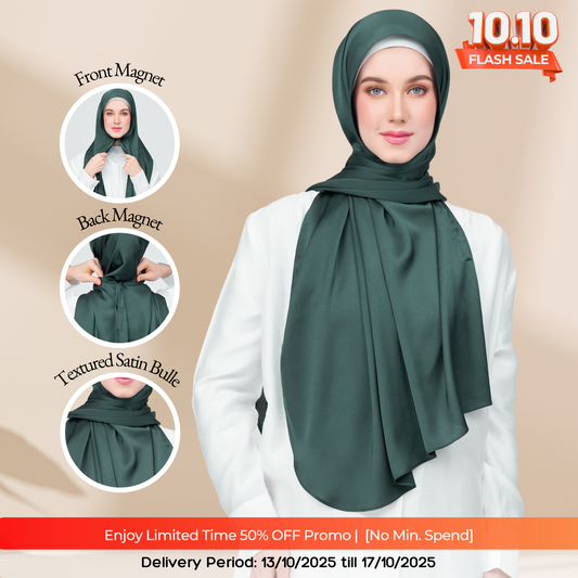 Instant Tag n' Go Shawl | Satin Bulle in Emerald Green