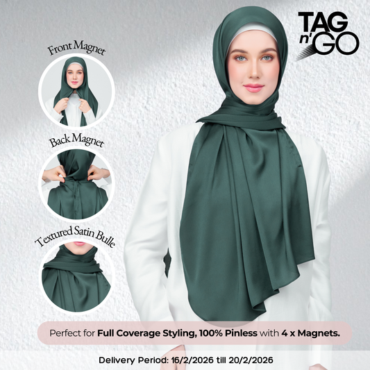 Instant Tag n' Go Shawl | Satin Bulle in Emerald Green