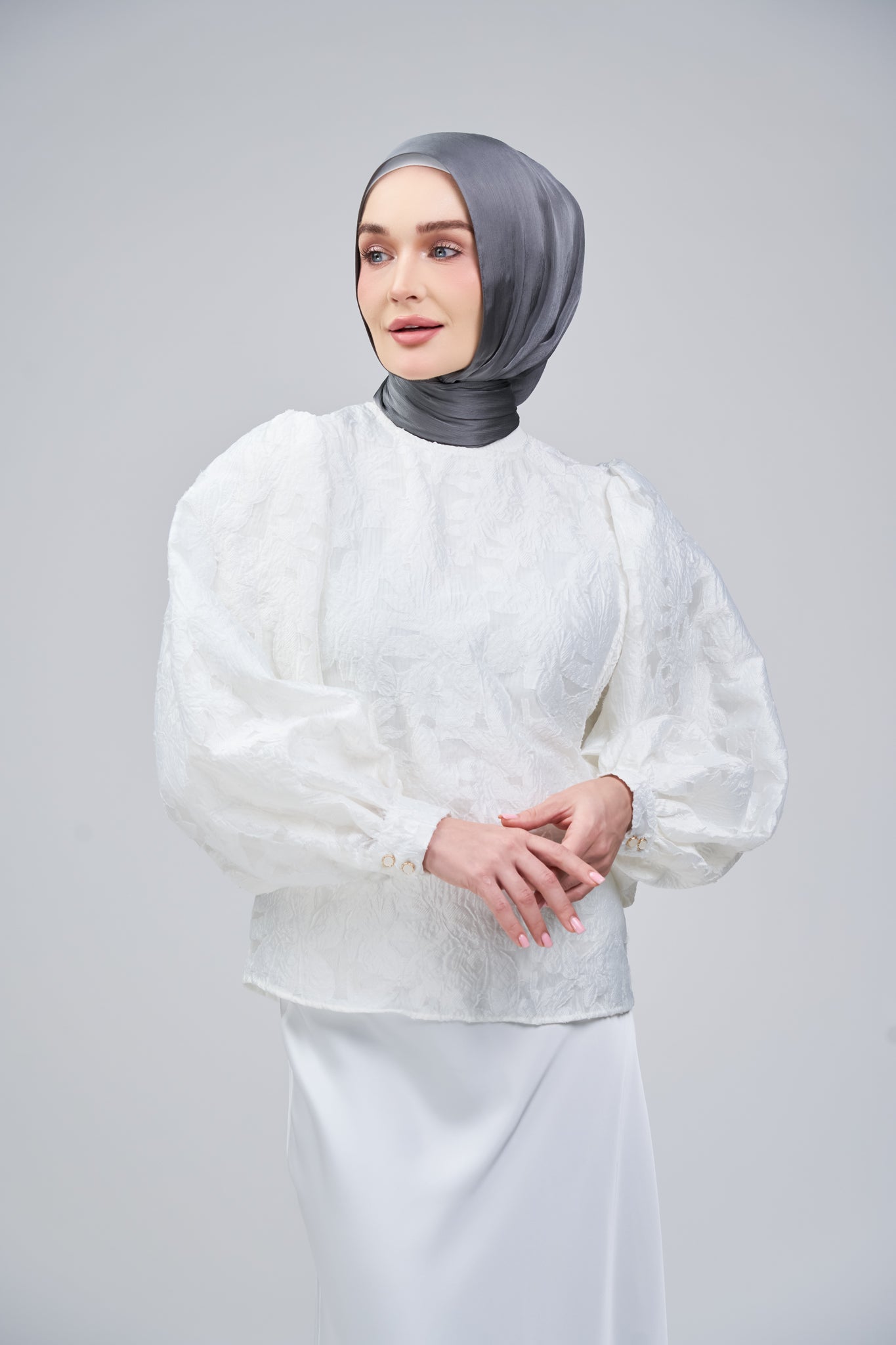 HoodX B.E in Deep Grey