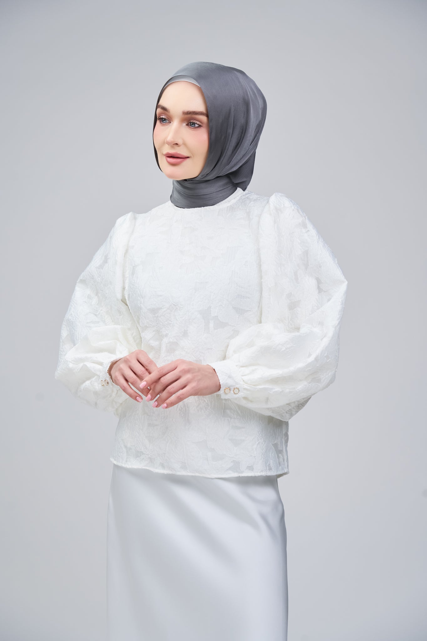 HoodX B.E in Deep Grey