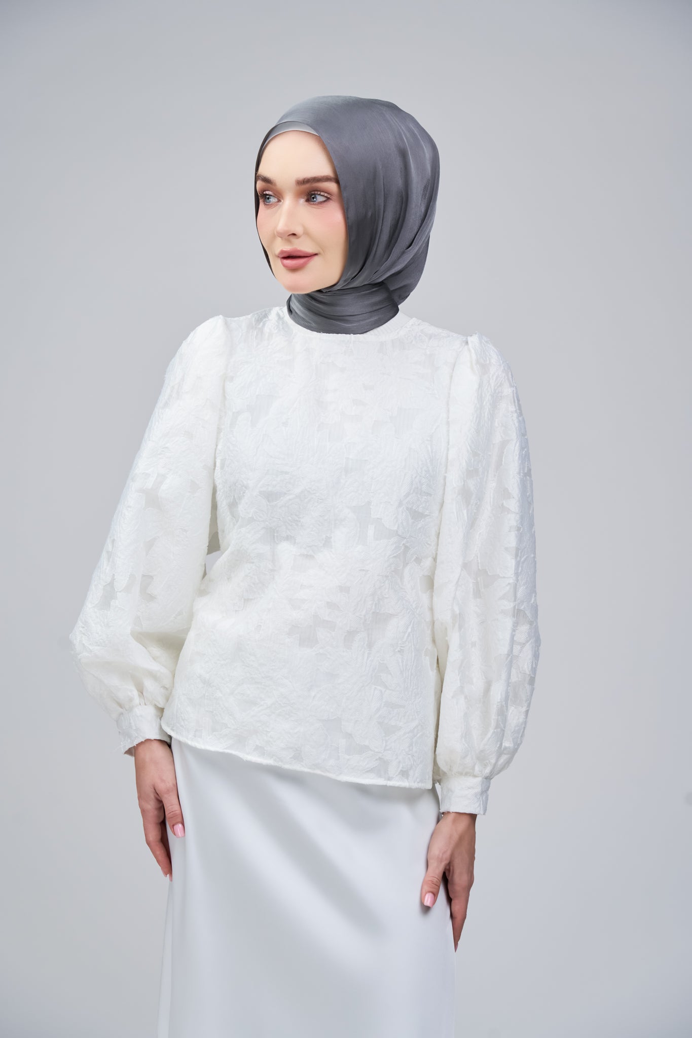 HoodX B.E in Deep Grey