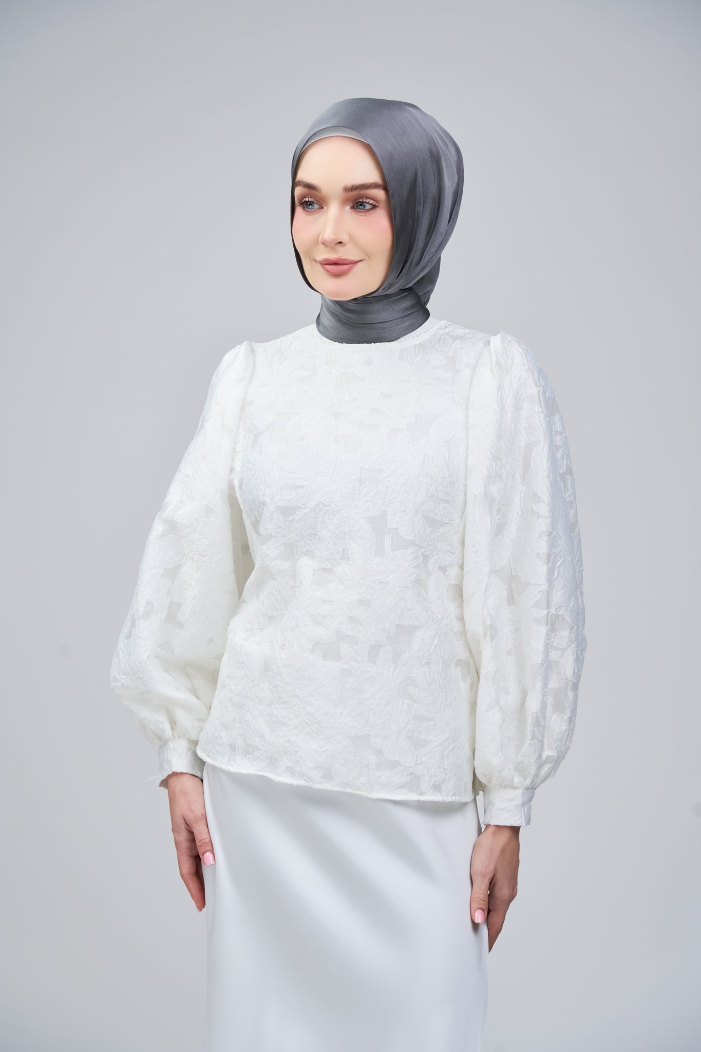 HoodX B.E in Deep Grey